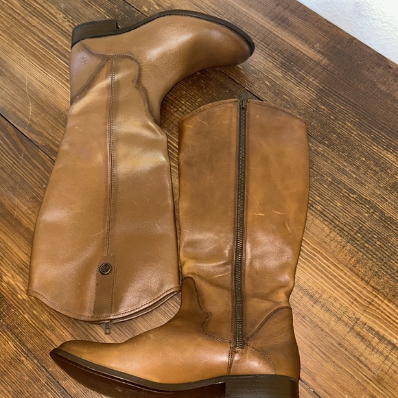 Frye Women's Marissa Medallion Boot Cognac Brown-Leather-Equestrian Zip - Picture 3 of 10